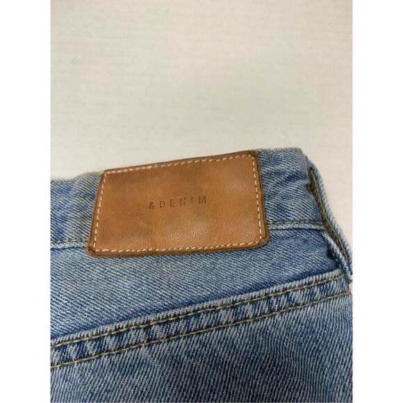 Jewel embellished Denim Pants - Picture 9 of 13